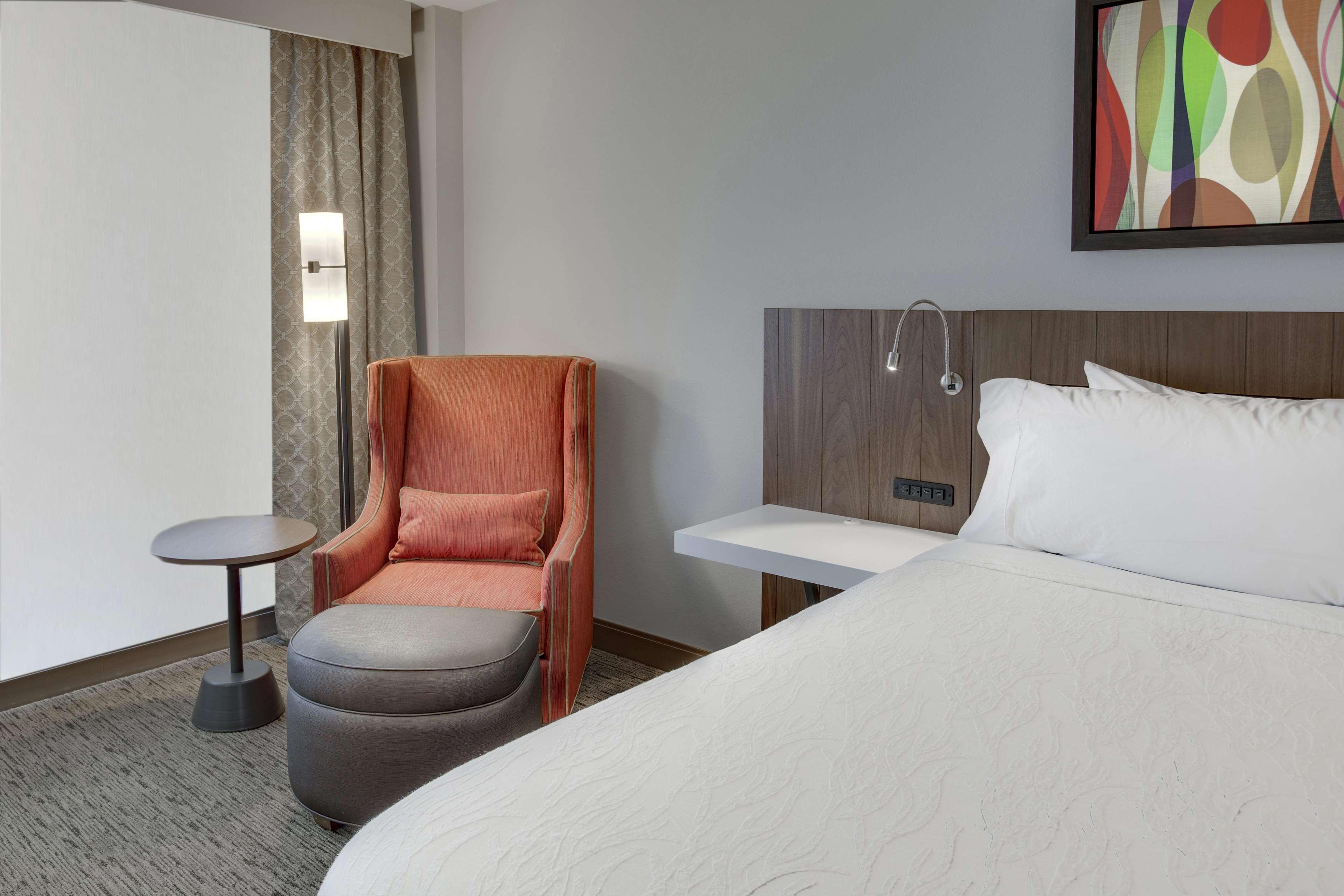 Hilton Garden Inn Oklahoma City Airport Exteriör bild