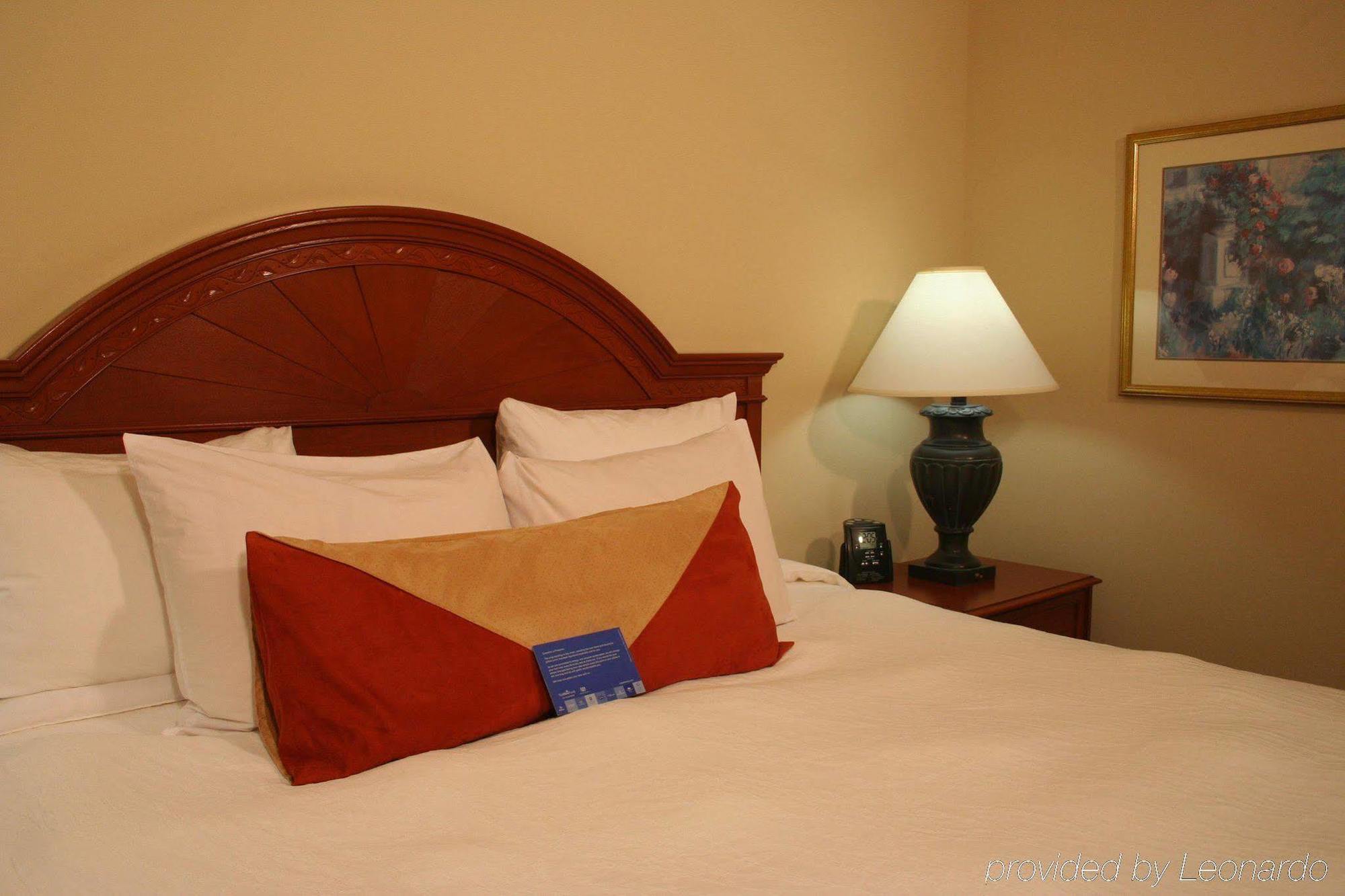 Hilton Garden Inn Oklahoma City Airport Rum bild