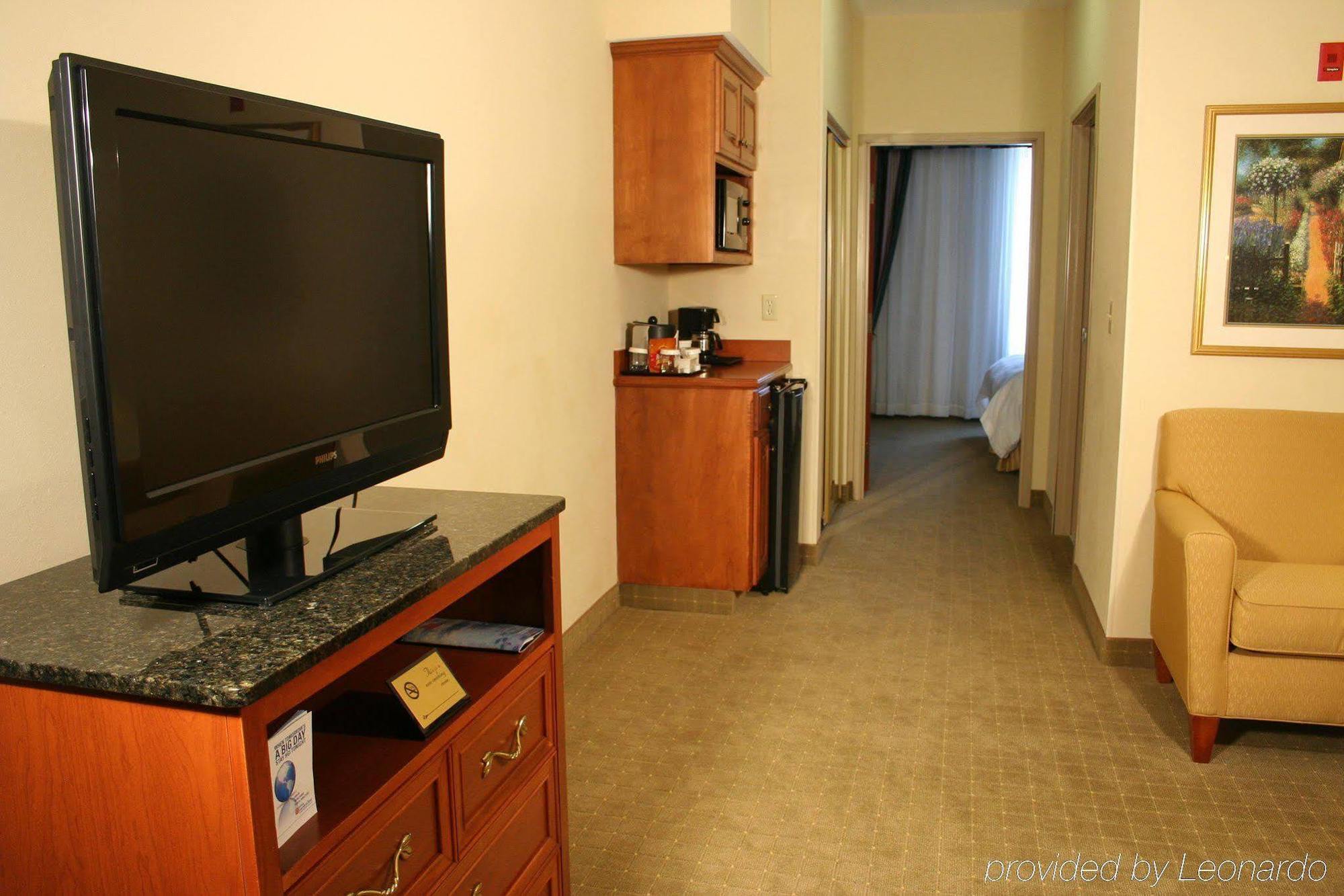 Hilton Garden Inn Oklahoma City Airport Rum bild